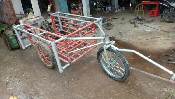 tự chế xe đẩy hàng bốn bánh siêu đơn giản.