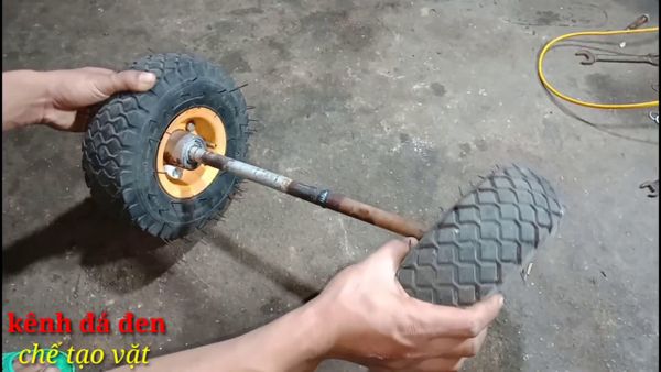 tự chế xe đẩy hàng bốn bánh siêu đơn giản.