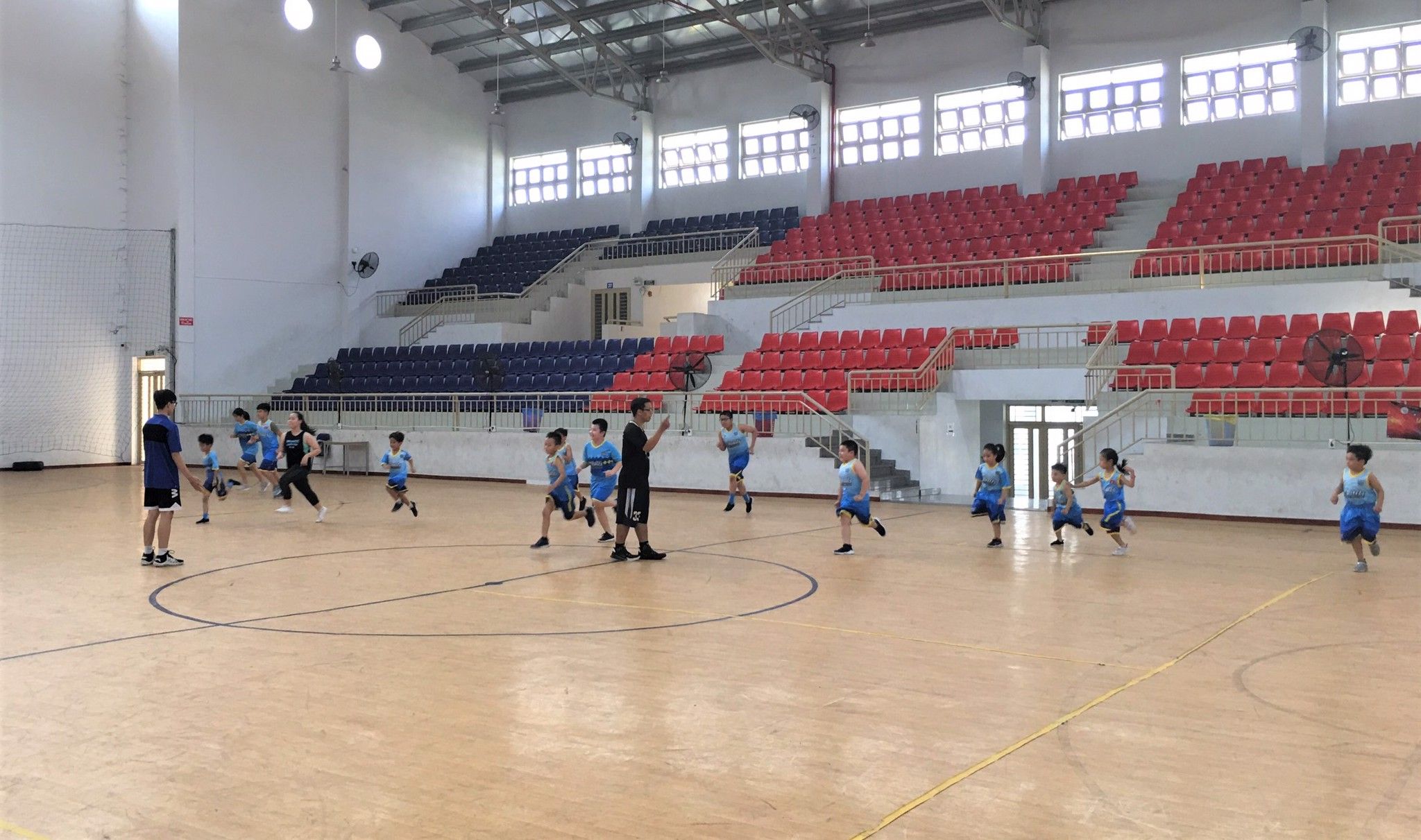 bóng rổ Eballs quận Bình Tân