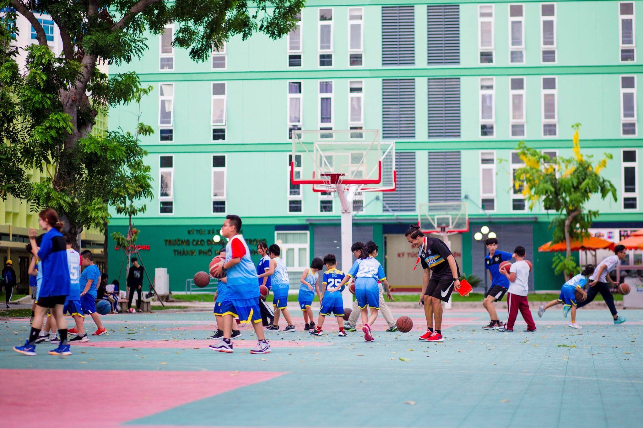 bóng rổ Eballs quận Tân Bình