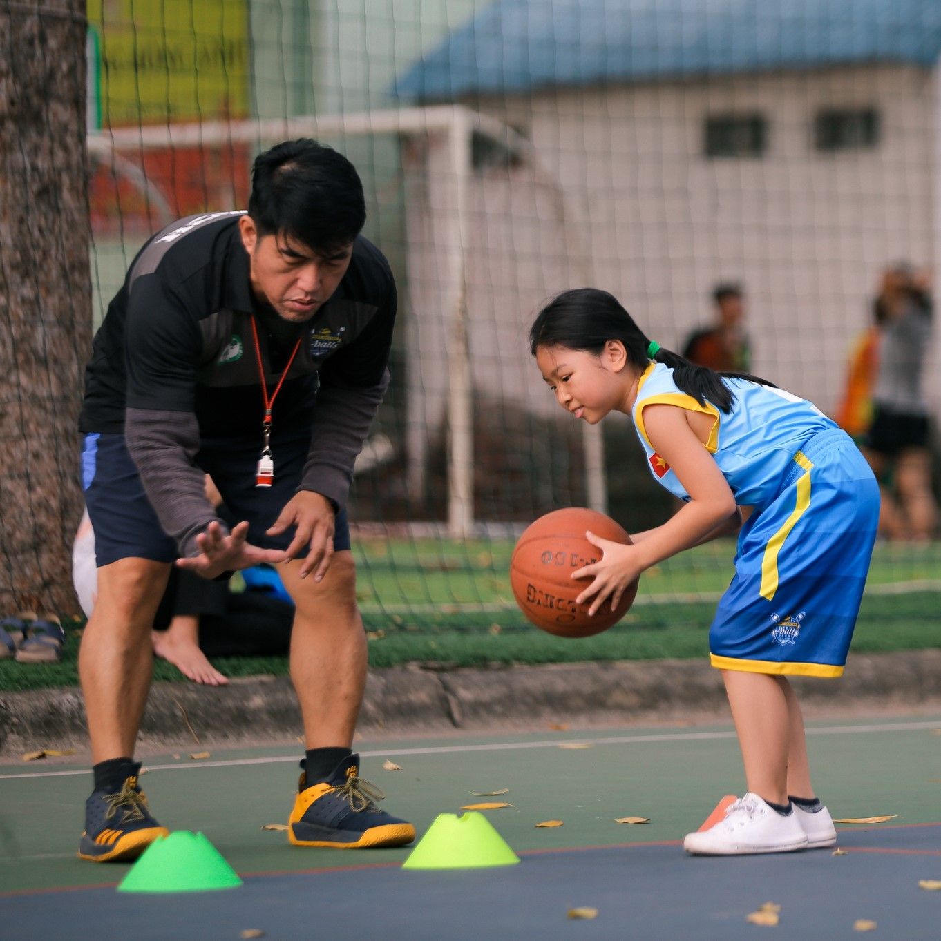 tìm giáo viên dạy bóng rổ cho trẻ em tại nhà