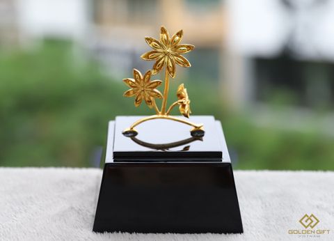 Hoa hồi mạ vàng: Quà tặng ý nghĩa, độc đáo của tỉnh Lạng Sơn