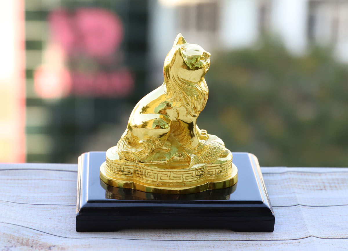 tượng mèo mạ vàng 24K - Linh vật mèo phong thuỷ dát vàng