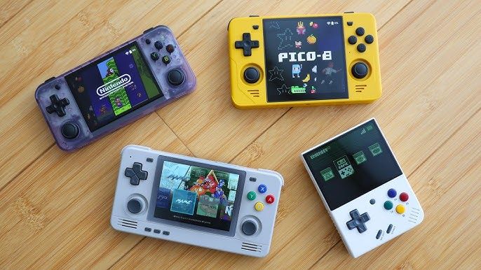 Tại sao máy chơi game retro cầm tay có 2 khe thẻ nhớ mà chỉ cần cắm 1 thẻ?