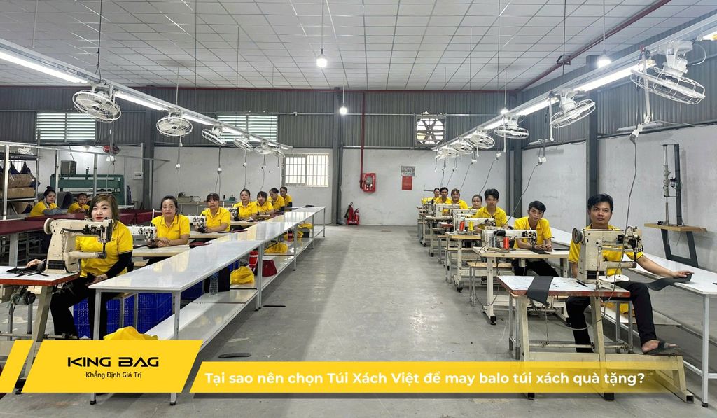 Tại sao nên chọn Túi Xách Việt cho dịch vụ may balo túi xách quà tặng?