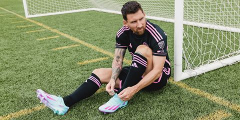 Khám phá adidas X Crazyfast Messi “Bienvenido A Miami” - Chào mừng Messi đến với Miami!