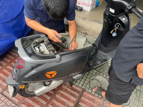 Ắc quy xe máy điện Yadea ORLA