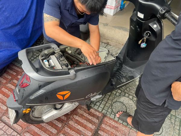 Ắc quy xe máy điện Yadea ORLA