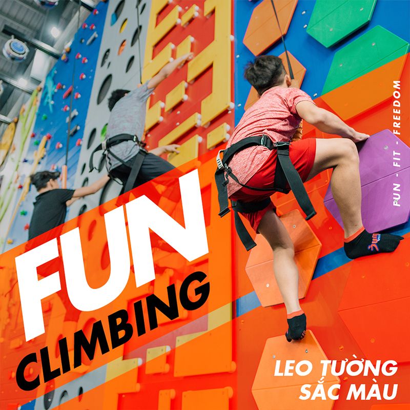 Leo tường sắc màu