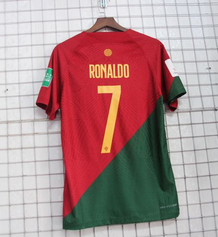 Shop in áo bóng đá đội tuyển Bồ Đào Nha sân nhà World Cup 2022 đẹp nhất tại TP.HCM