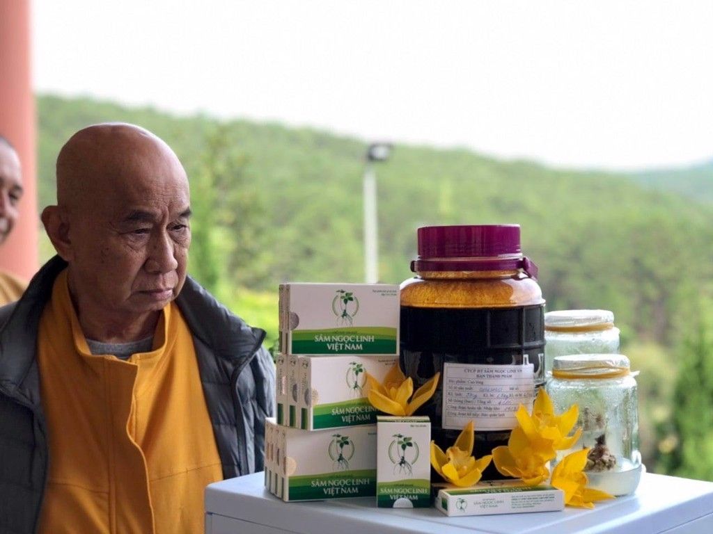 HÀNH TRÌNH ĐƯA SÂM NGỌC LINH ĐẾN VỚI CỘNG ĐỒNG CỦA HÒA THƯỢNG THÍCH HUỆ ĐĂNG
