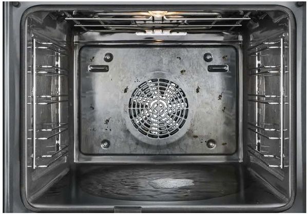 Chế độ làm sạch thủy phân dễ dàng trên lò nướng Bosch HQA574ES3