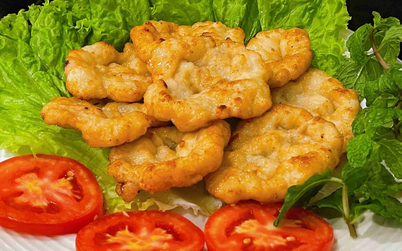 Mâm cơm ngày Tết