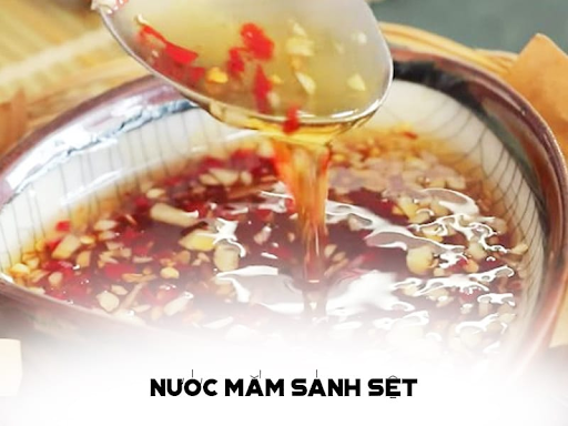 nước mắm chấm ốc luộc