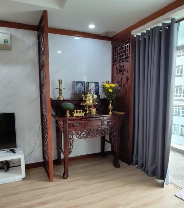 Sắp xếp bàn thờ gia tiên đúng cách để đón may mắn, tài lộc