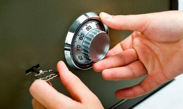 Những điều cần lưu ý khi đổi mật khẩu két sắt cơ 4 số