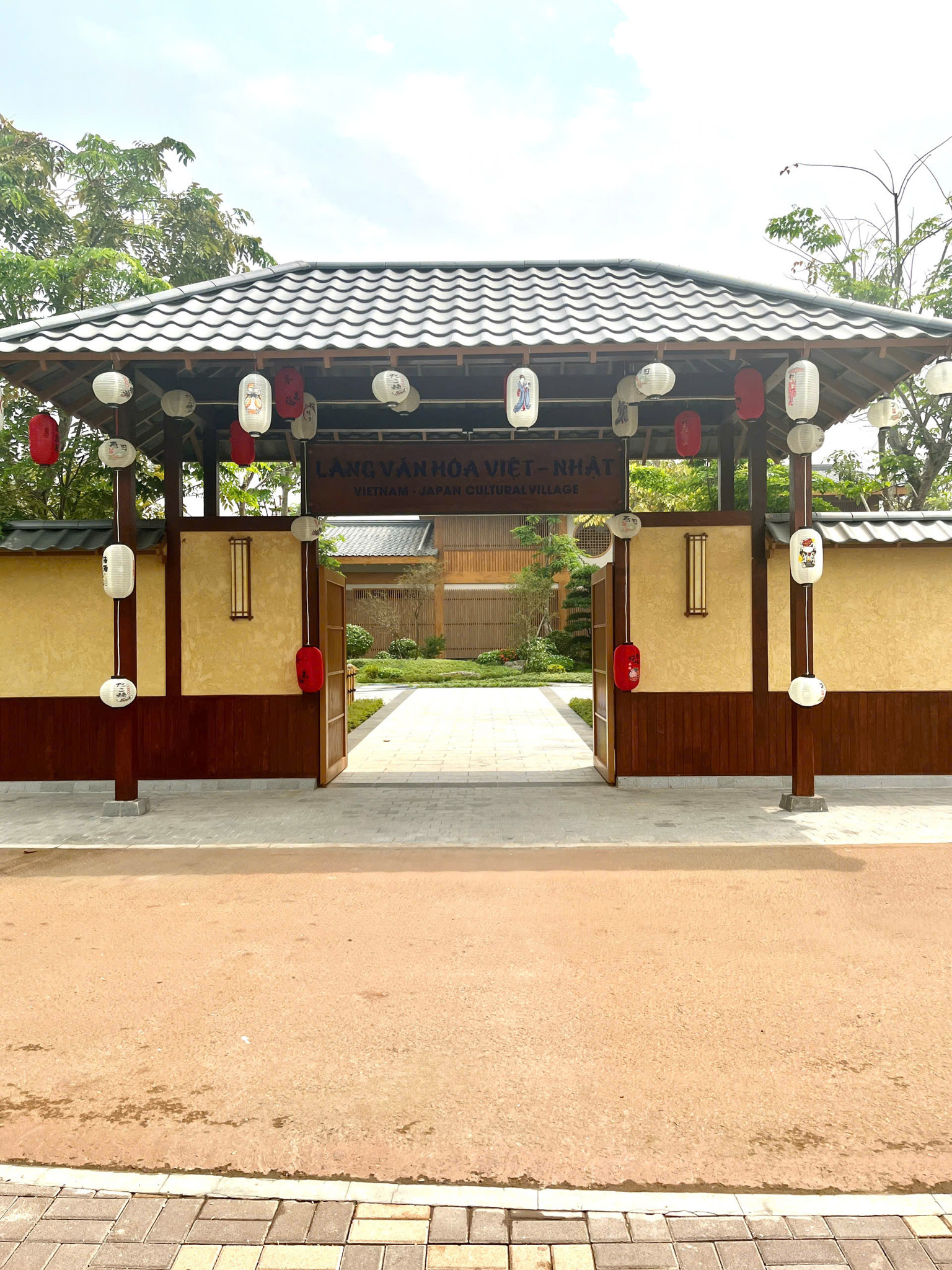 Ecolotus Ghé Thăm Làng Văn Hóa Việt - Nhật