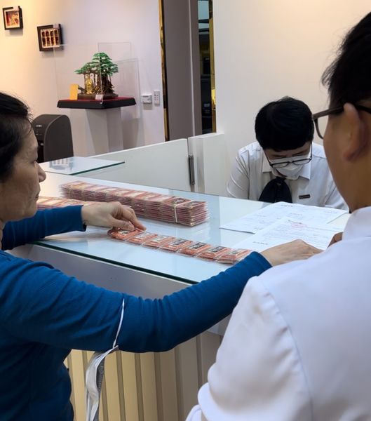 ĐẦU TƯ BẠC TĂNG MẠNH: VÌ SAO?