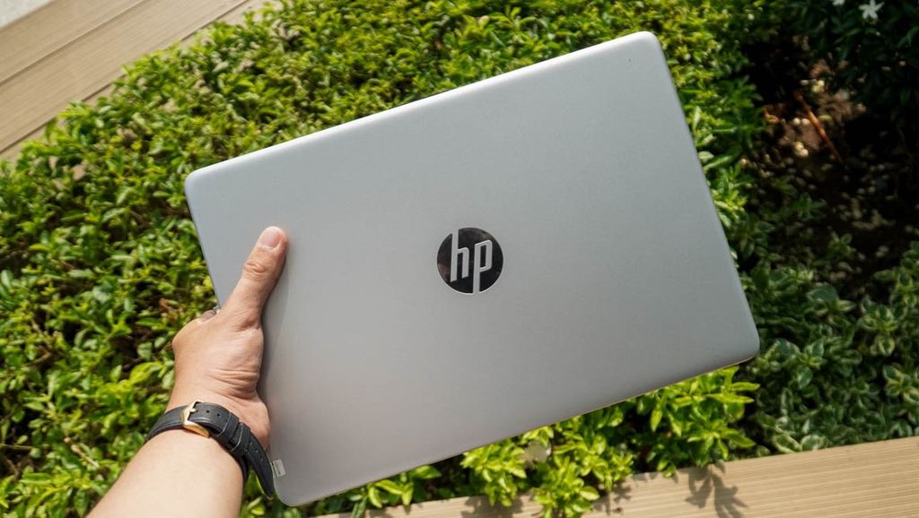 Laptop HP 240 G8 i3 1005g1 (617M3PA)