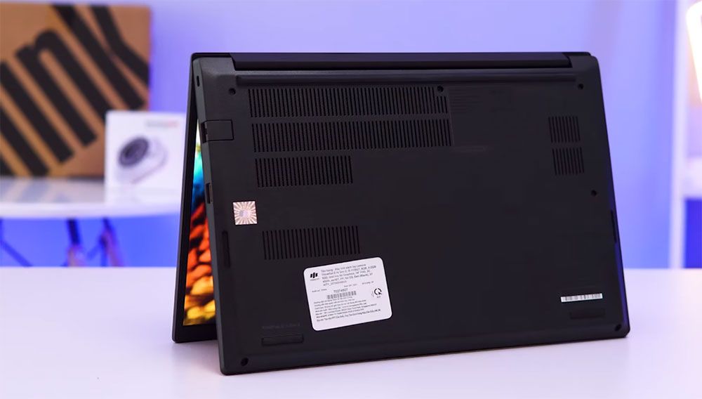 Thiết kế ấn tượng của máy tính Lenovo ThinkPad E14 Gen 2 ITU
