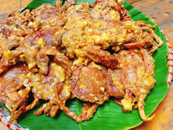 cua lột chiên giòn