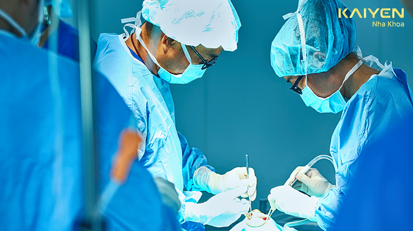 Những Điều Cần Biết Để Chăm Sóc Răng Sau Cấy Implant