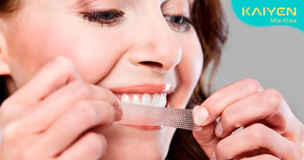 Tẩy Trắng Răng Tại Nhà Có Nguy Hiểm Không?