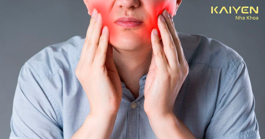 Đau răng sưng má gây khó chịu kéo dài