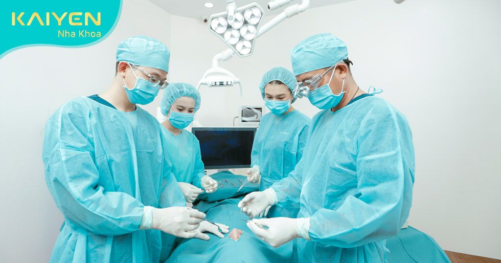 Muốn cấy ghép implant thành công cần lựa chọn nha khoa uy tín