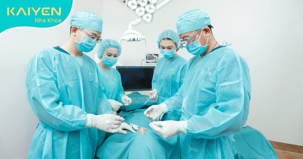 Cấy ghép Implant với đội ngũ bác sĩ chuyên môn cao tại KAIYEN