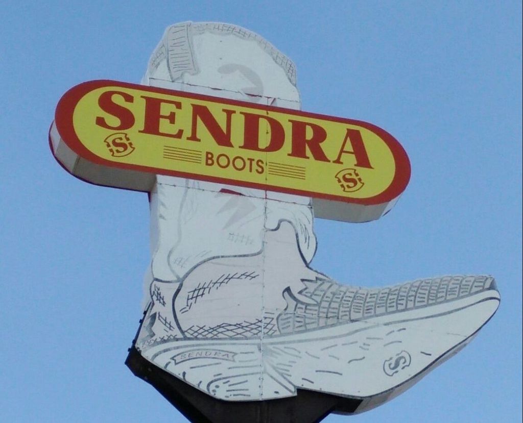 Sendra - Hơn 100 năm duy trì và giữ vững thương hiệu