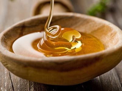 DÙNG MẬT ONG THAY ĐƯỜNG TRONG NẤU ĂN