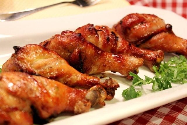 ĐÙI GÀ NƯỚNG MẬT ONG