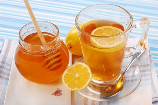 NGHỆ, CHANH VÀ MẬT ONG: CÔNG THỨC ĐỒ UỐNG KHIẾN BỆNH TẬT VÀ UNG THƯ