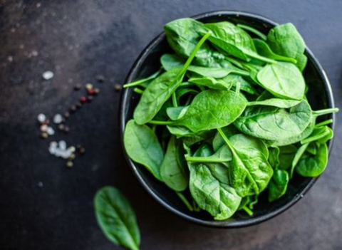 INSTRUCTIONS ON CHOOSING AND PRESERVING BABY SPINACH