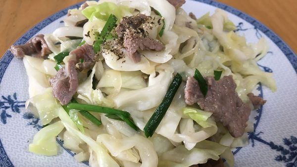 Cabbage and Beef Stir Fry is simple and easy food