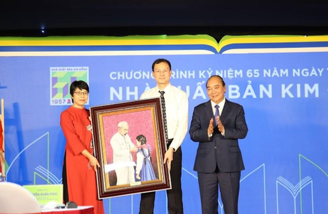 Chủ tịch nước Nguyễn Xuân Phúc: NXB Kim Đồng cần đột phá, sáng tạo trong xuất bản số