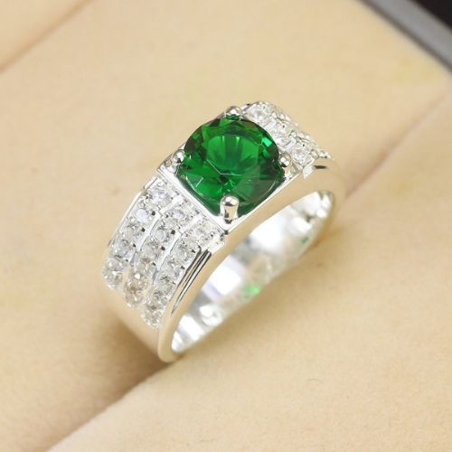 Nhẫn Hột Nam Có Những Kiểu Nào? Đắt Rẻ Ra Sao?