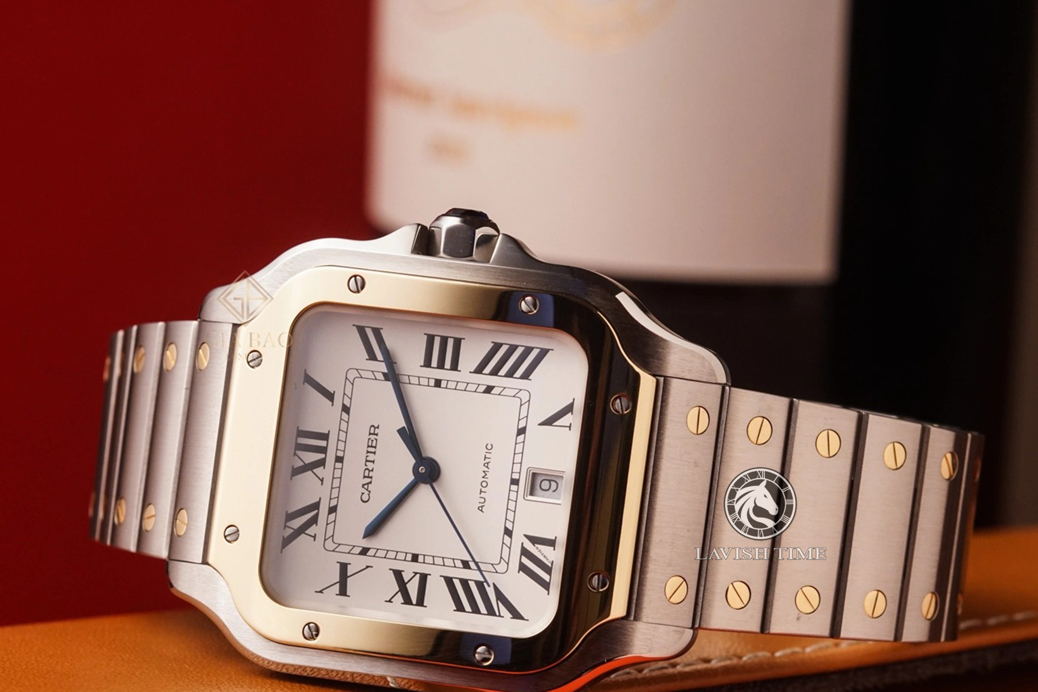 Đồng hồ Cartier Santos cho người mệnh Kim