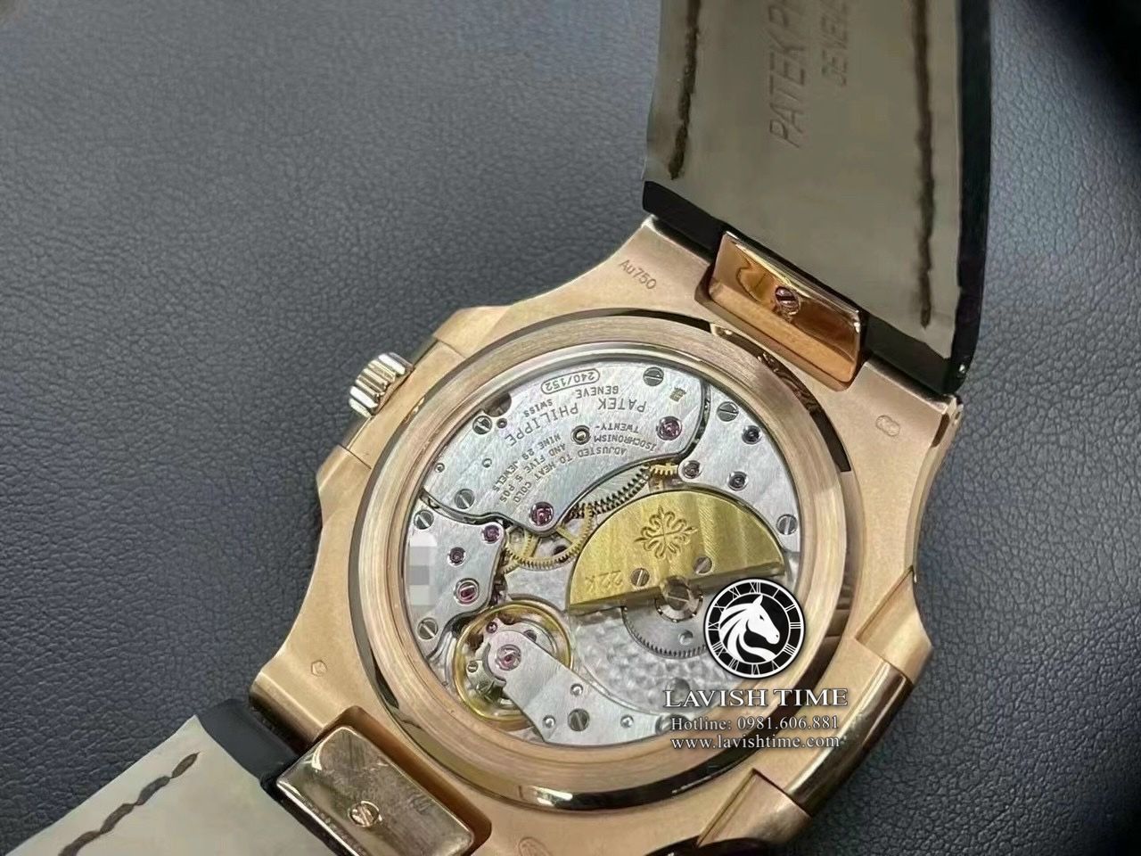 Đồng hồ Patek Philippe Nautilus 5712R-001