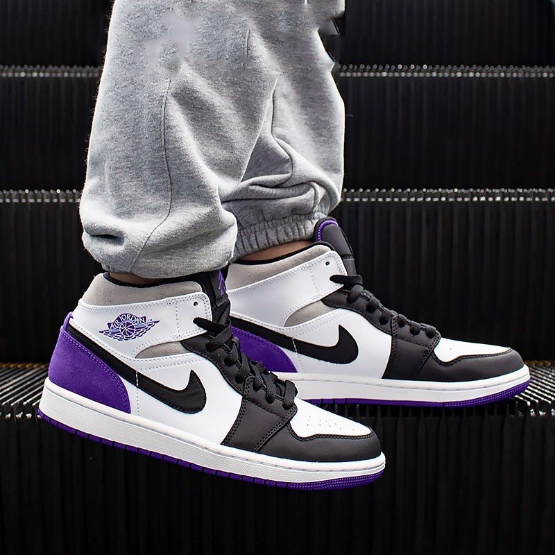 sacai jordan 1