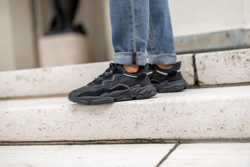 Cuối năm 2022 đi gì cùng Top 10 đôi Sneaker dưới đây Hinh anh 7: Cuoi nam 2022 di gi cung Top 10 doi Sneaker duoi day