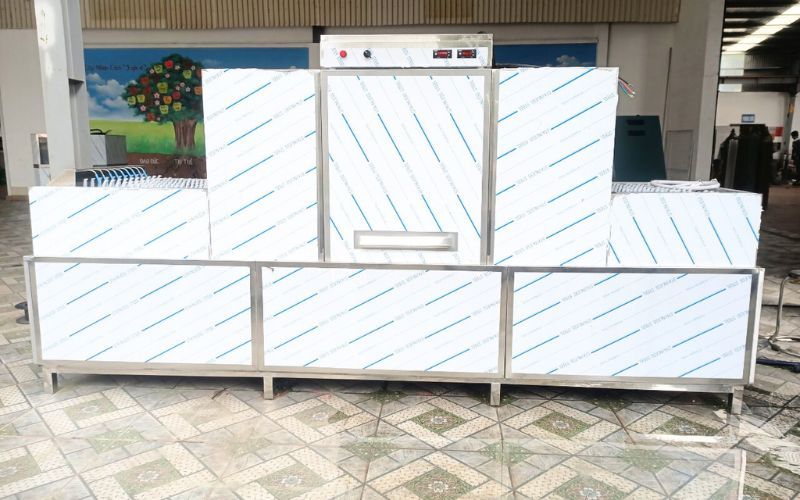 Máy rửa bát băng truyền giao đến Mê Linh, TP Hà Nội