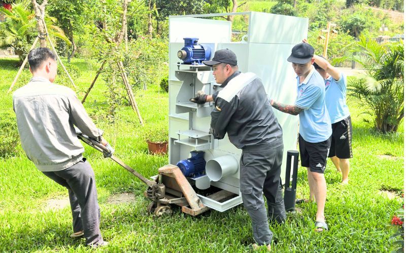 Máy giặt CN 18kg, máy sấy CN 30kg 3 pha- điện giao đến Yên Bài, Ba Vì, Hà Nội