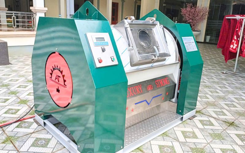 Máy giặt CN 50kg chân mềm giao đến Quế Phong, Nghệ An
