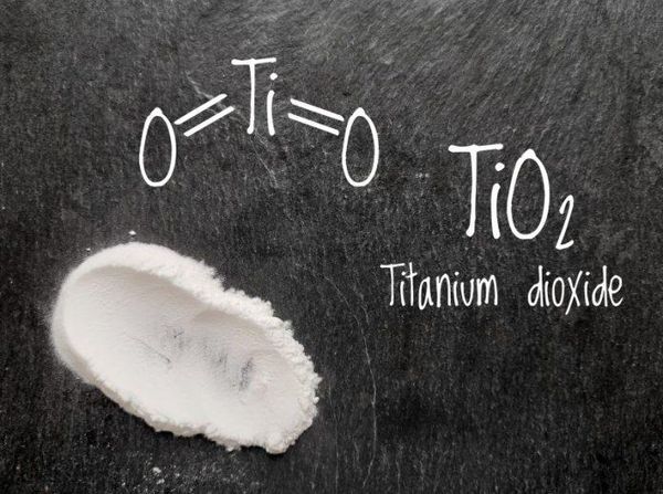 titanium dioxit là chất gì trong mỹ phẩm