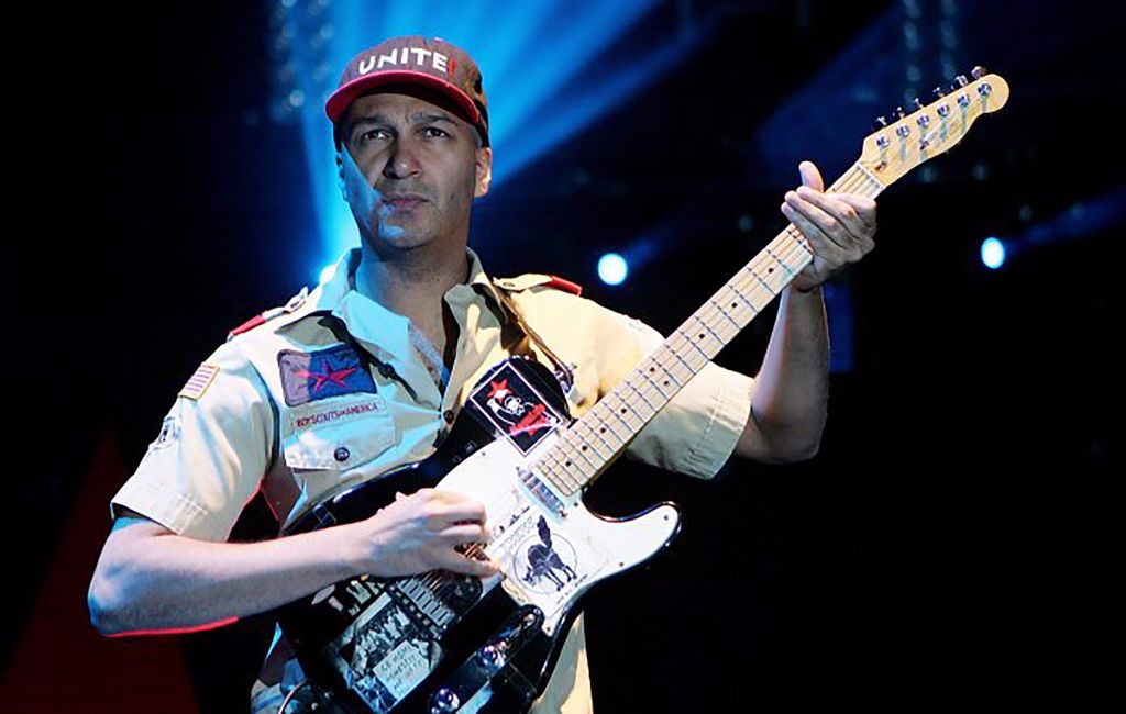 Dự án AI Kittens được lấy cảm hứng từ thử thách sáng tác bài hát trong 15 phút của Tom Morello