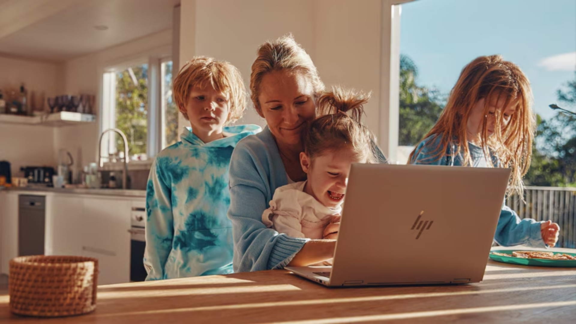 laptop HP Core i5 mới có giá dao động từ khoảng 12 triệu đến 25 triệu đồng