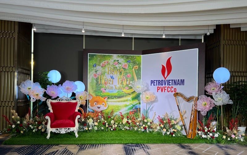 99+ Những Mẫu hoa sự kiện đẹp, sang trọng hot nhất 2025