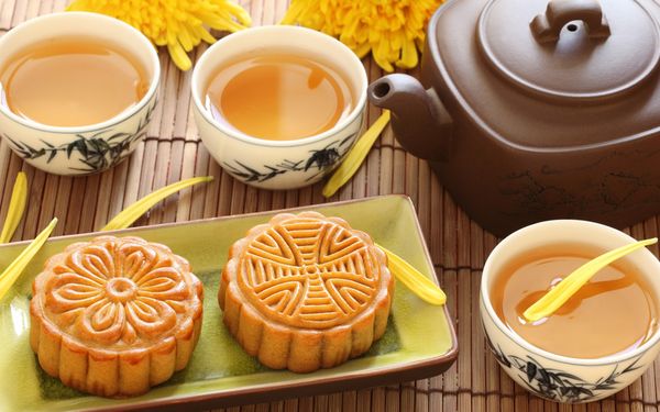 NHÂM NHI TÁCH TRÀ, KHOAN THAI ĐÓN TRĂNG LÊN